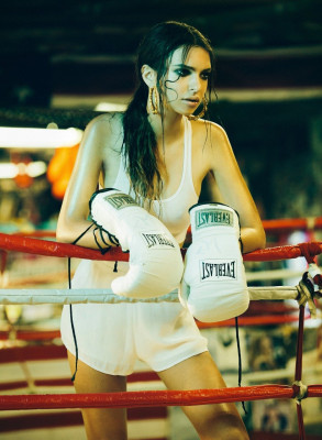 Emily Ratajkowski pic #651592