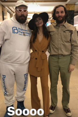 Emily Ratajkowski 02/25/2018
