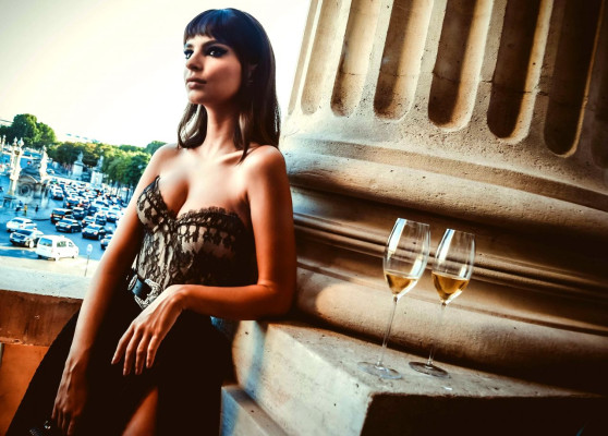 Emily Ratajkowski Portait Photoshoot, Paris 