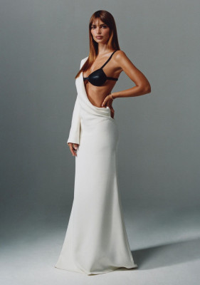 Emily Ratajkowski – Glamour UK, January 2024