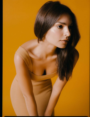 Emily Ratajkowski pic #1189473