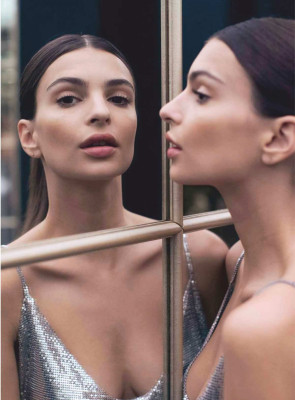 EMILY RATAJKOWSKI in Cosmopolitan Magazine, Chile November 2018