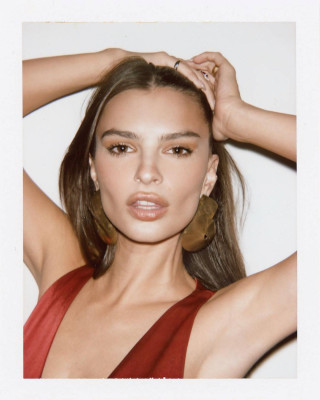 Emily Ratajkowski – Photoshoot January 2019
