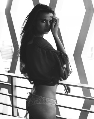 Emily Ratajkowski pic #809570
