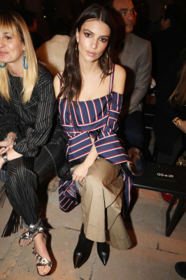 Emily Ratajkowski – Isabel Marant Show at 2017 PFW in Paris