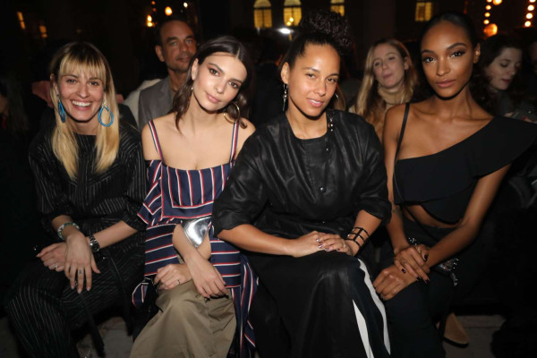 Emily Ratajkowski – Isabel Marant Show at 2017 PFW in Paris