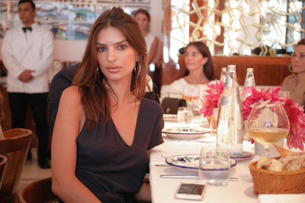 Emily Ratajkowski pic #1102889
