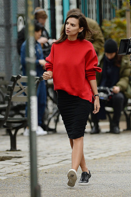 Emily Ratajkowski Shooting For DKNY in New York