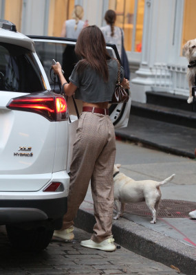 Emily Ratajkowski pic #1102896
