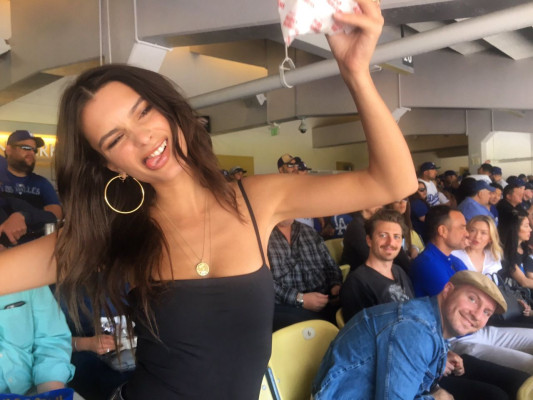 Emily Ratajkowski Social Media 