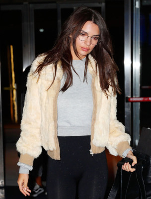 Emily Ratajkowski – JFK Airport in New York 