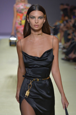 Emily Ratajkowski pic #1102901