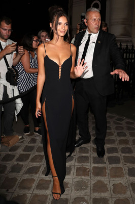 Emily Ratajkowski – Vogue Party in Paris, France