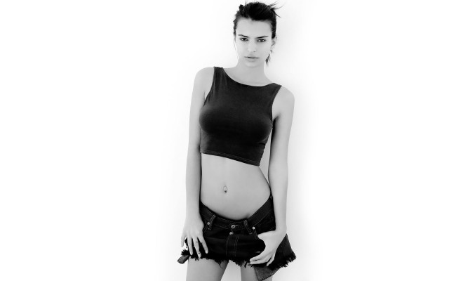 Emily Ratajkowski pic #817724