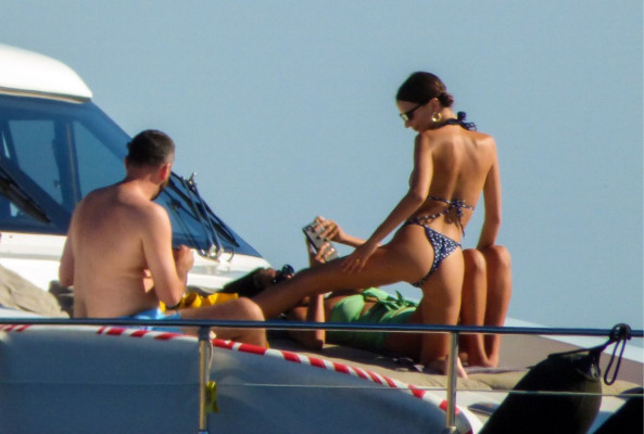 Emily Ratajkowski pic #1081902