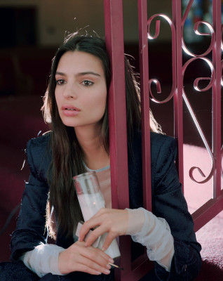 Emily Ratajkowski pic #958584