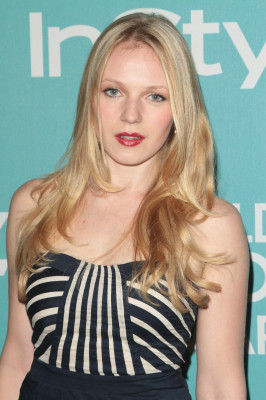 Emma Bell pic #672513