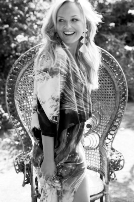 Emma Bunton - Easy Living 07/26/2012