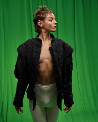 Emma Corrin by Tim Gutt for Buffalo Zine // 2020