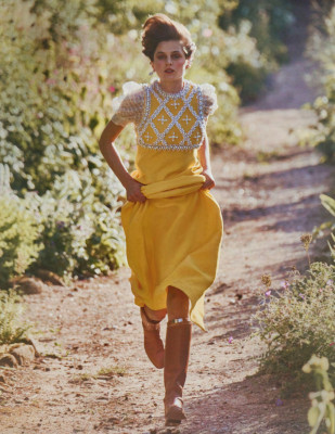 Emma Corrin for Vogue UK || 2020