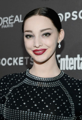 Emma Dumont – 2019 EW Pre-SAG Party
