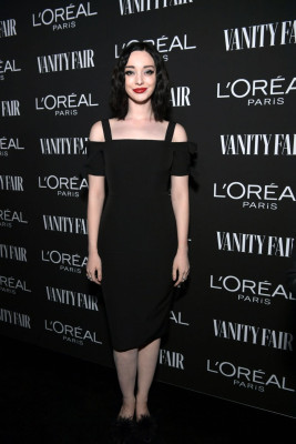 Emma Dumont-Vanity Fair And L&#039;Oréal Paris Celebrate New Hollywood
