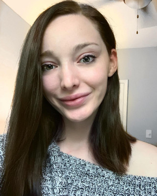 Новые лица: Emma Dumont