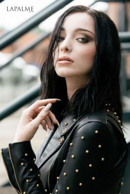 Emma Dumont -Photoshoot for Lapalme Magazine March 2019