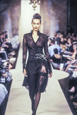Emma Heming for Hanae Mori Haute Couture SS 1998
