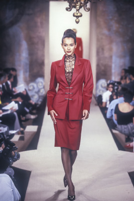 Emma Heming for Hanae Mori Haute Couture SS 1998