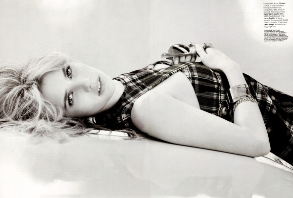 photo 20 in Emma Roberts gallery [id386878] 2011-04-21 00:00:00