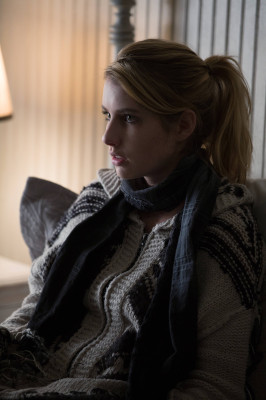 Emma Roberts pic #899875