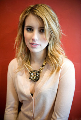 photo 27 in Emma Roberts gallery [id685066] 2013-12-17 00:00:00
