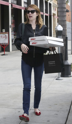photo 18 in Emma Roberts gallery [id607810] 2013-02-23 00:00:00
