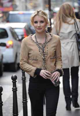 photo 20 in Emma Roberts gallery [id369706] 2011-03-10 00:00:00