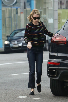 Emma Roberts – Out in Los Angeles 