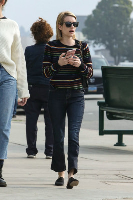 Emma Roberts – Out in Los Angeles 
