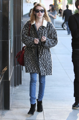 photo 4 in Emma Roberts gallery [id445222] 2011-12-13 00:00:00