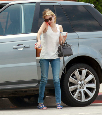 photo 8 in Emma Roberts gallery [id741993] 2014-06-22 00:00:00