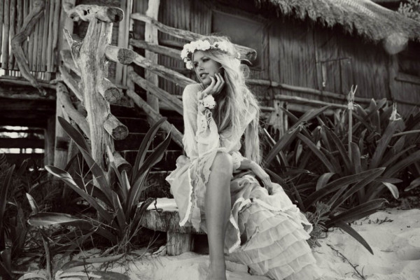 Emma Stern for Wildfox&#039;s FW 2013 Lagoon by Mark Hunter