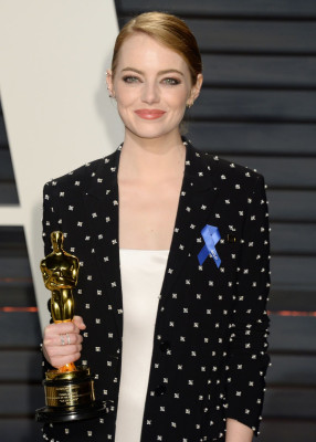 EMMA STONE at 2017 Vanity Fair Oscar Party in Beverly Hills 02/26/2017