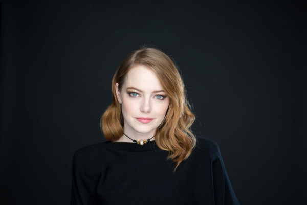 Emma Stone and Rachel Weisz – LA Times December 2018 Photoshoot