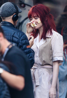 Emma Stone On The Set &quot;Cruella&quot; // 2019