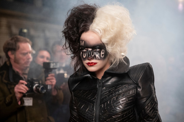 Emma Stone - 'Cruella' Stills // 2021