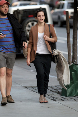 photo 12 in Emma Watson gallery [id625986] 2013-04-18 00:00:00