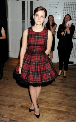 photo 4 in Emma Watson gallery [id625146] 2013-04-14 00:00:00