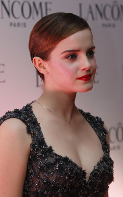 photo 19 in Emma Watson gallery [id444488] 2011-12-08 00:00:00