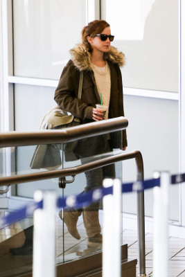 photo 8 in Emma Watson gallery [id626990] 2013-04-22 00:00:00