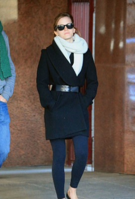 photo 5 in Emma Watson gallery [id624417] 2013-04-12 00:00:00
