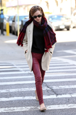 photo 6 in Emma Watson gallery [id624416] 2013-04-12 00:00:00